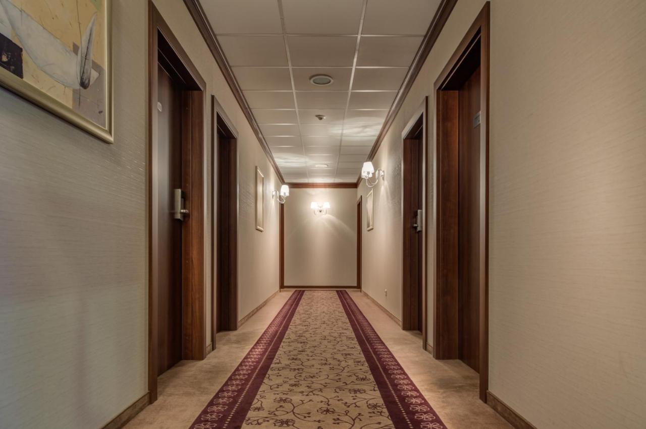 Hotel-Restauracja Platan Chrzanów Extérieur photo